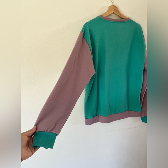 Cakeworthy Seven Dwarves Graphic Colorblock Crewneck Sweatshirt Size Large - Picture 8 of 11